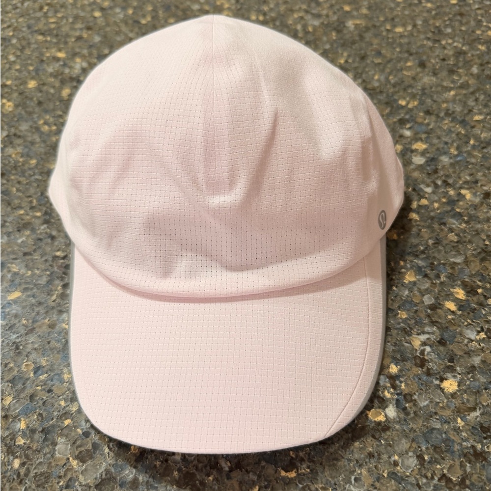 NWT Lululemon Fast and Free Run Hat Woven Air